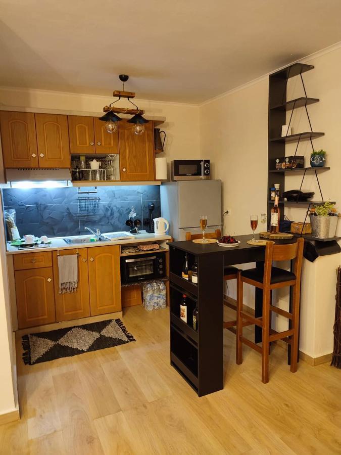 Mon Repos Paleopolis Cosy